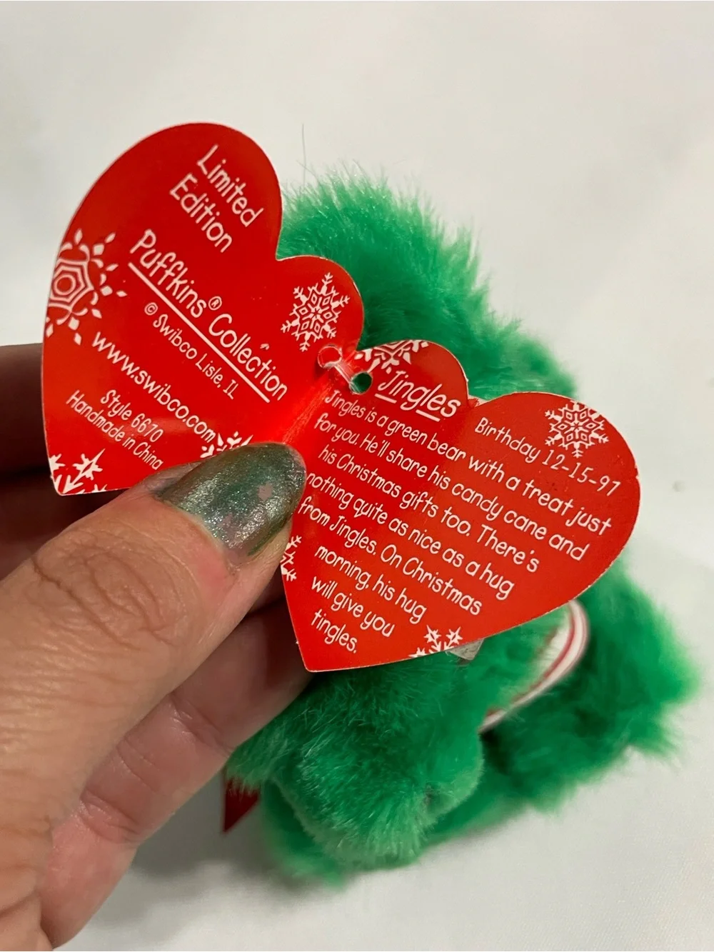 Jingles the Christmas Bear vintage 1997 Puffkins miniature bean plush Like New!